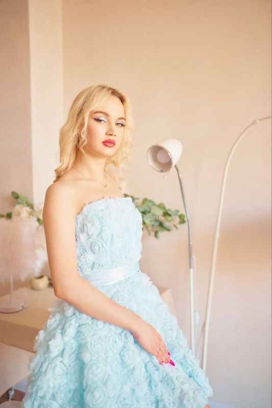 Moscow escort : Lada - photo 2