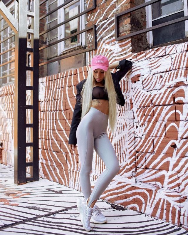 Moscow escort : Olya - photo 2