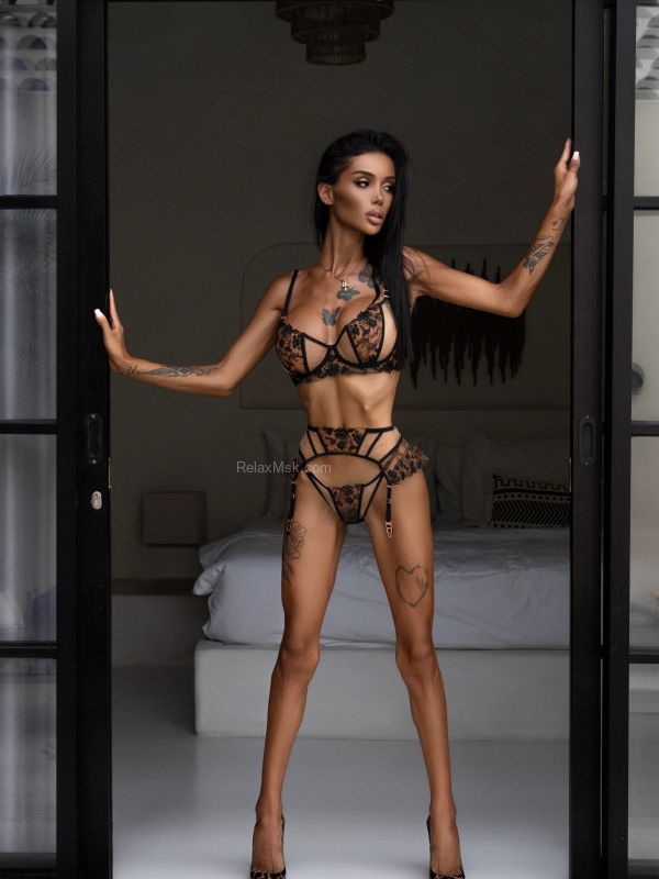 Moscow escort : Karina - photo 3