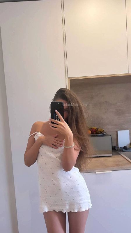 Moscow escort : Eseniya - photo 9